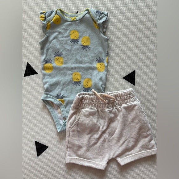 Okie Dokie|Baby girl novelty print outfit,pineapple bodysuit,soft lounge shorts• - Picture 1 of 4